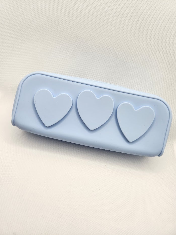blueis travel cosmetic bag case heart print makeup Jon Hart Design Mini Black Coated Canvas Who cant help but fall in love with this cute and simple heart print Heart Cosmetic Bag 4-Piece Heart